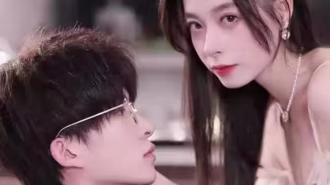 離婚后，夫人成了千億大佬(全集)