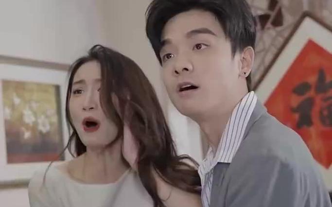 不裝了，腳踹渣男后我成了全球女戰(zhàn)神(全集)