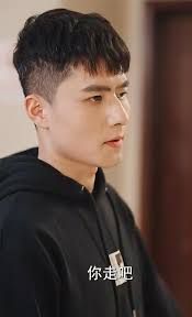 跑腿，竟是隱藏大佬(全集)