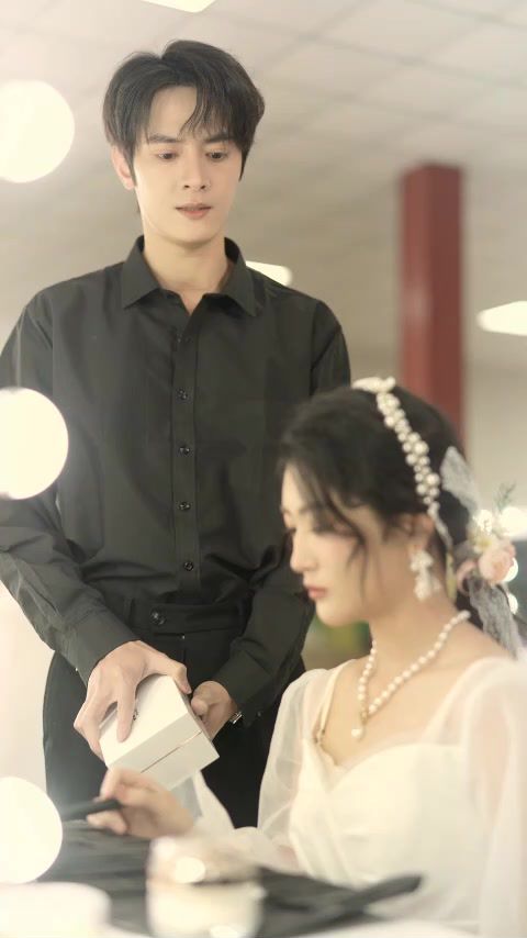 換臉歸來，我讓總裁跪地求饒(全集)